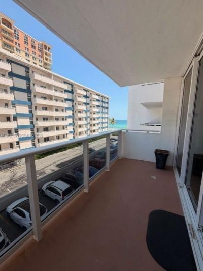 3140 S Ocean Dr , Unit 309, Hallandale Beach, FL 33009 Photo