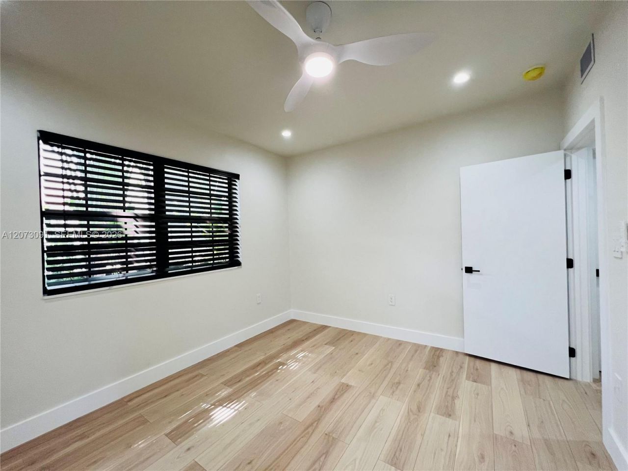 1470 Lincoln Ter , Unit 2, Miami Beach, FL 33139 Photo