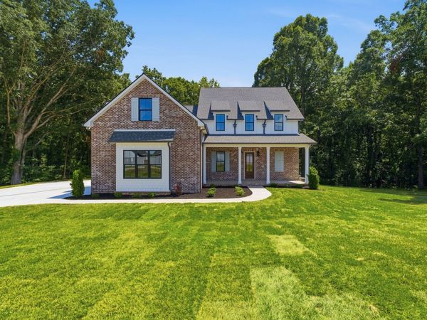 5855 Fisher Grove Rd , Greenbrier, TN 37073