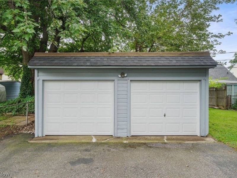 22434 Seabrooke Avenue, Euclid, OH 44123 Photo 20
