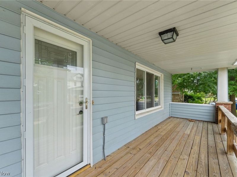 22434 Seabrooke Avenue, Euclid, OH 44123 Photo 23