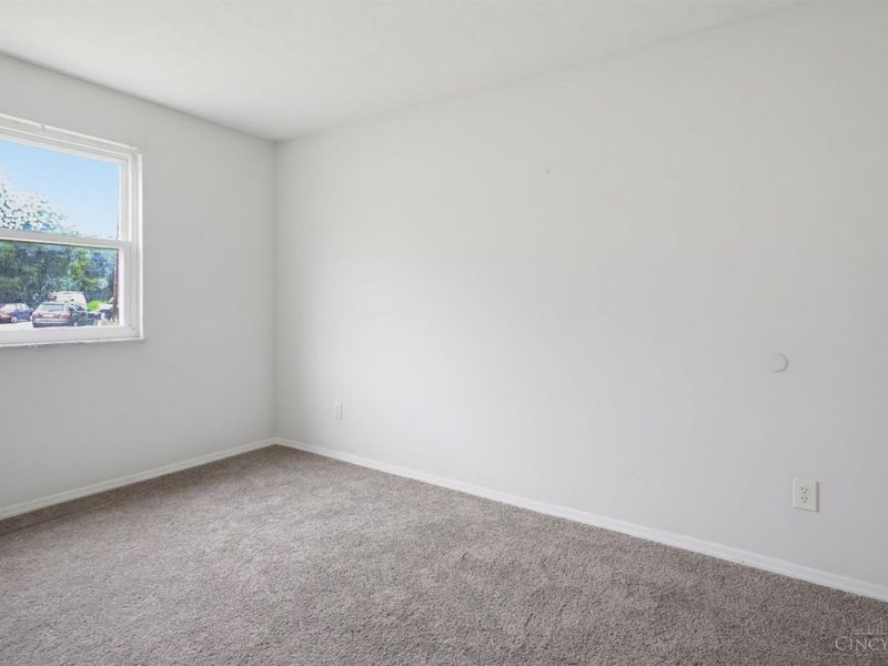 3404 Ninann Court, Cincinnati, OH 45211 Photo 5