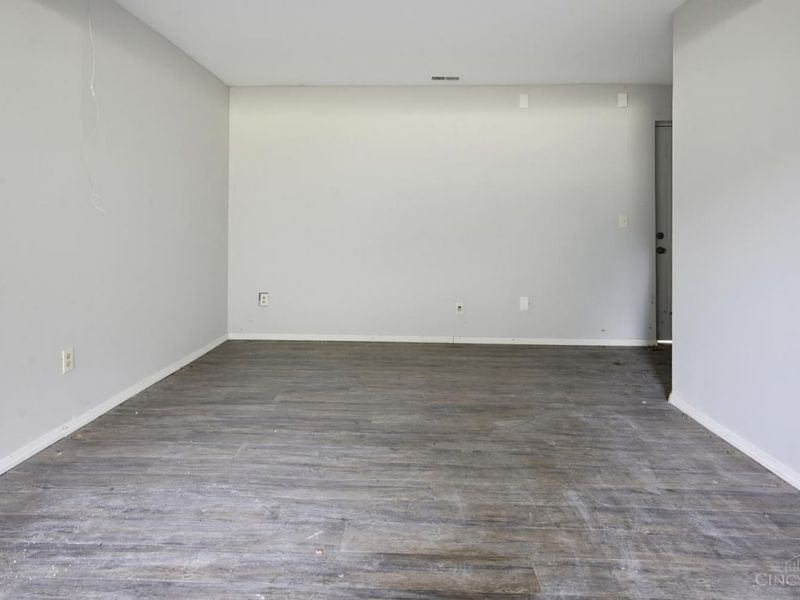 3404 Ninann Court, Cincinnati, OH 45211 Photo 7