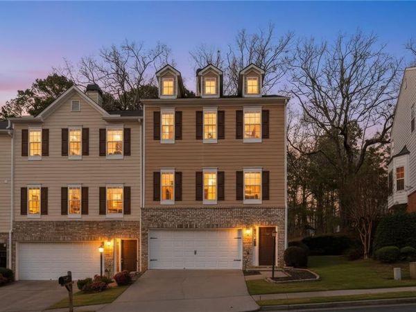 460 Eagle Tiff Drive, Sugar Hill, GA 30518