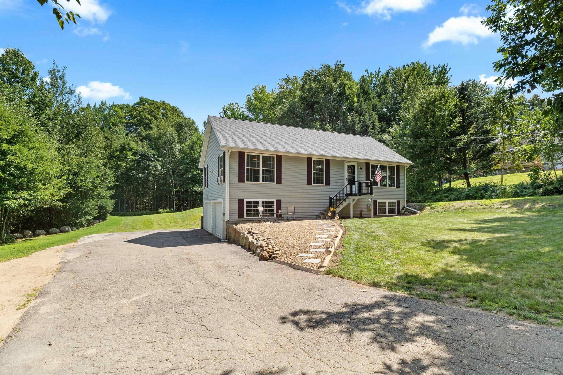 7 Dalton Drive, Barnstead, NH 03225 Main Photo