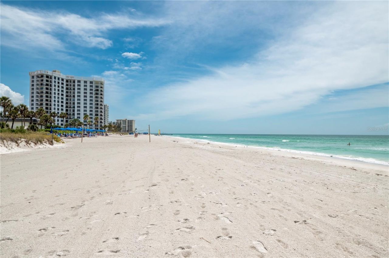 2675 Gulf Of Mexico Drive, Unit 204, Longboat Key, FL 34228 Photo