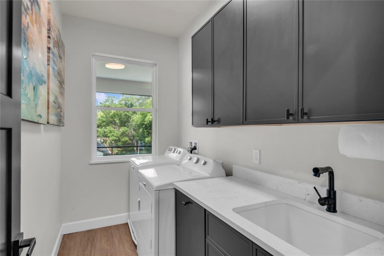 1200 Edwards Lane, Orlando, FL 32804 Photo