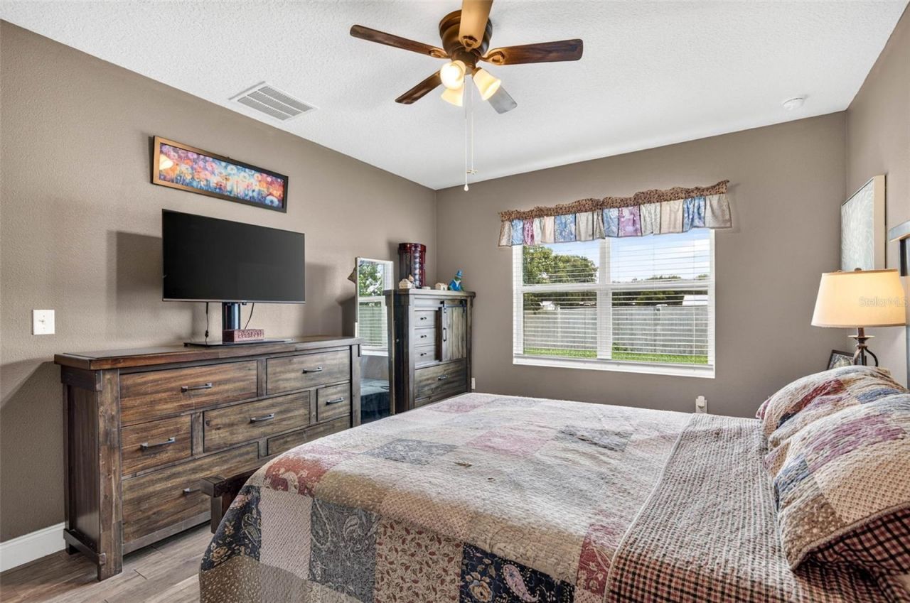 35900 Hillbrook Avenue , Zephyrhills, FL 33541 Photo