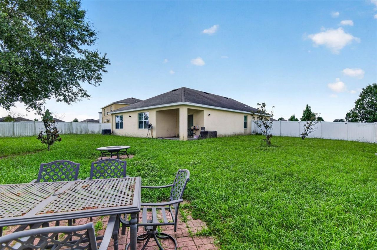 35900 Hillbrook Avenue , Zephyrhills, FL 33541 Photo