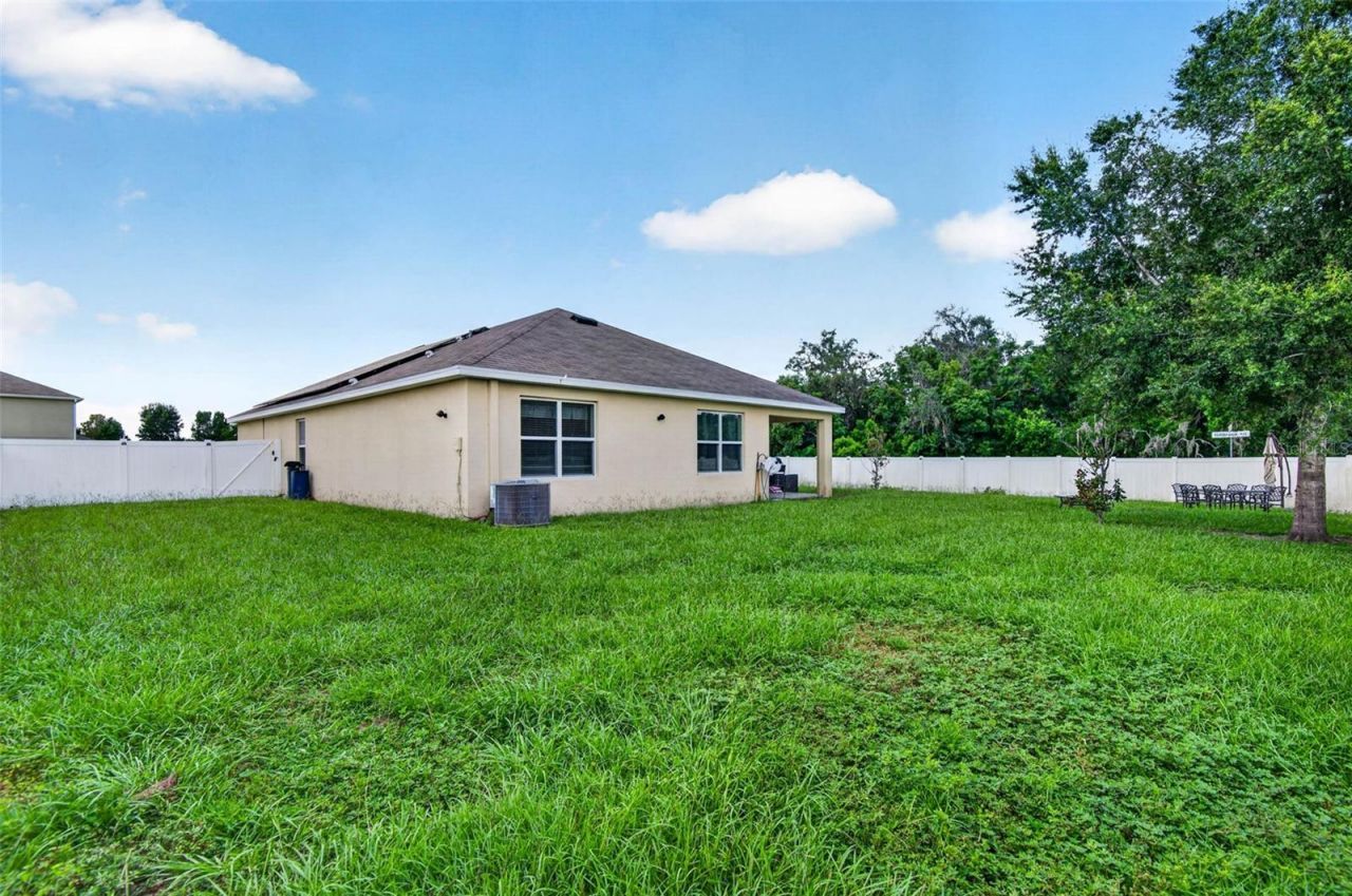 35900 Hillbrook Avenue , Zephyrhills, FL 33541 Photo