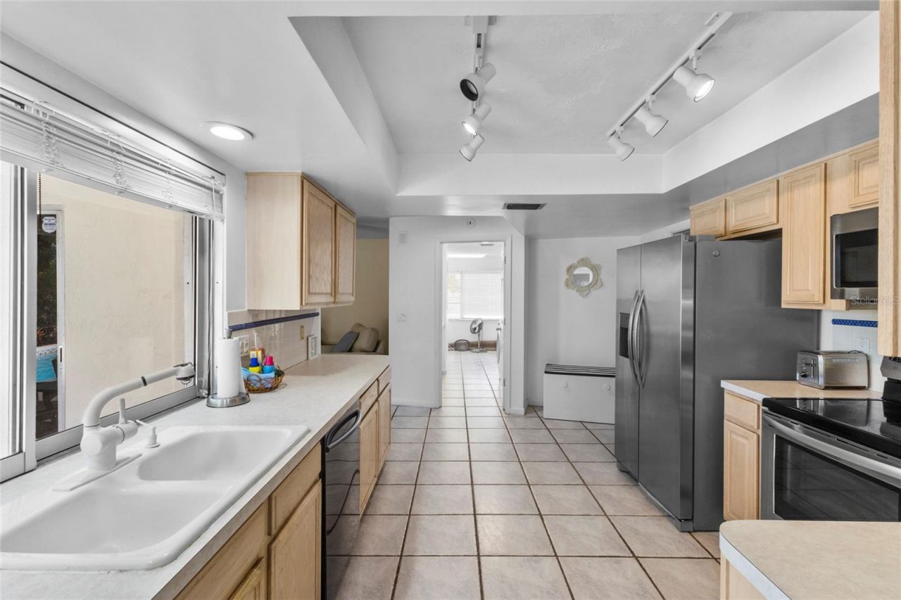 433 Whitfield Avenue , Sarasota, FL 34243 Photo