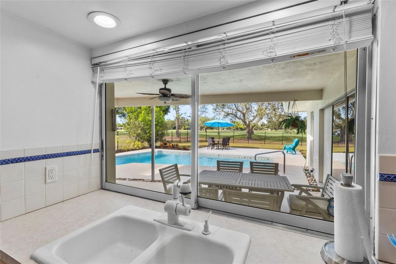 433 Whitfield Avenue , Sarasota, FL 34243 Photo