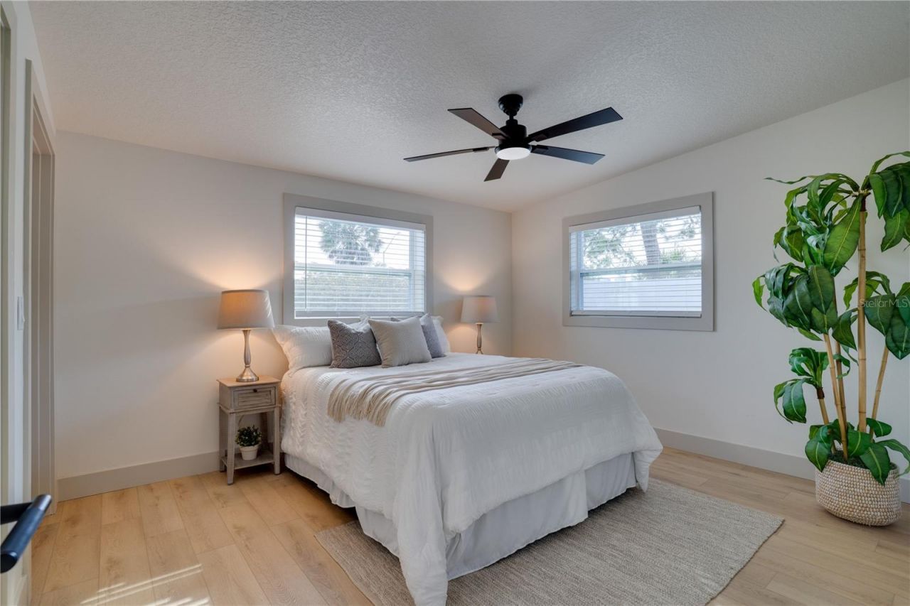 1411 Tyrone Boulevard N, Saint Petersburg, FL 33710 Photo