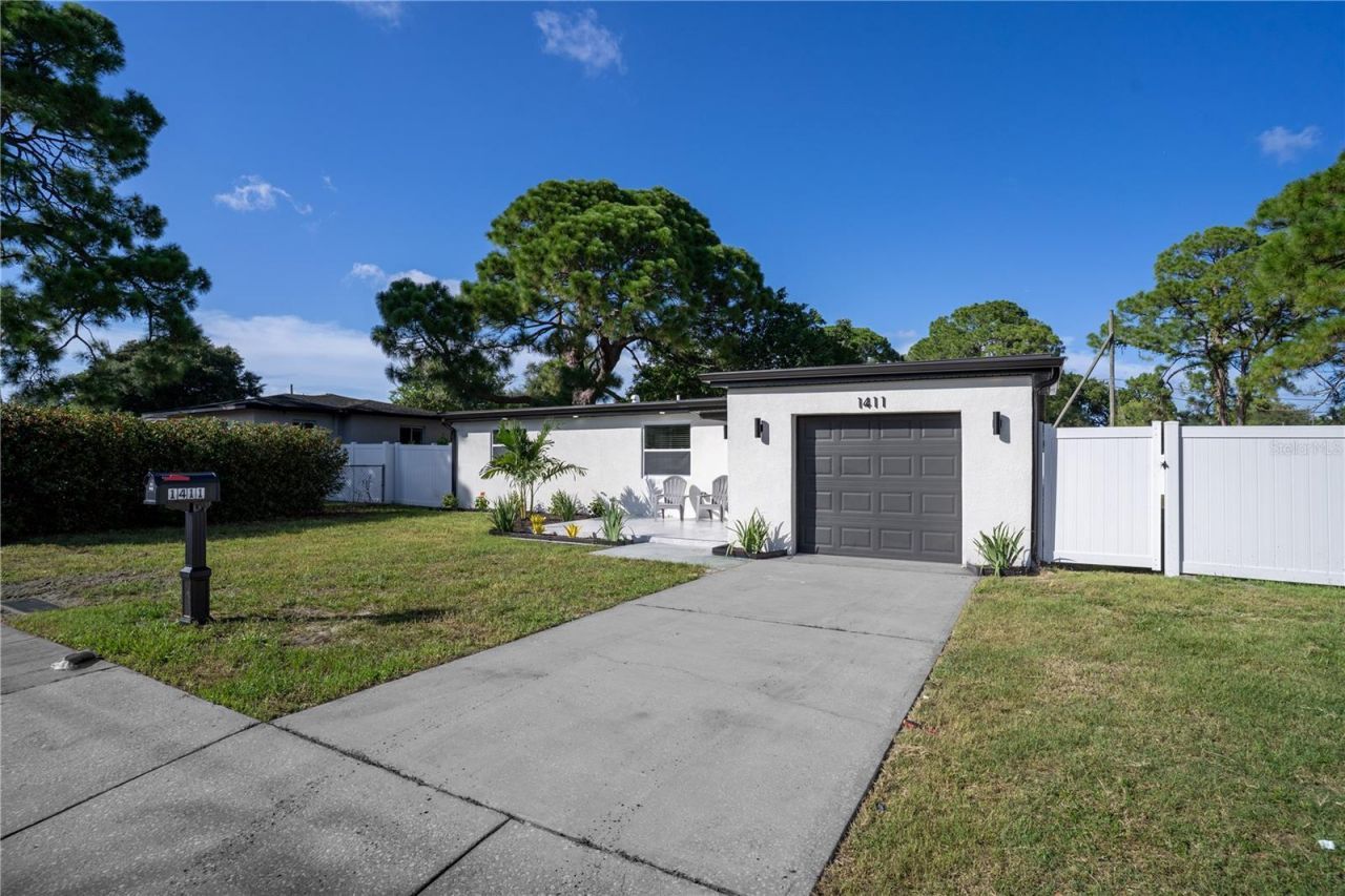 1411 Tyrone Boulevard N, Saint Petersburg, FL 33710 Photo