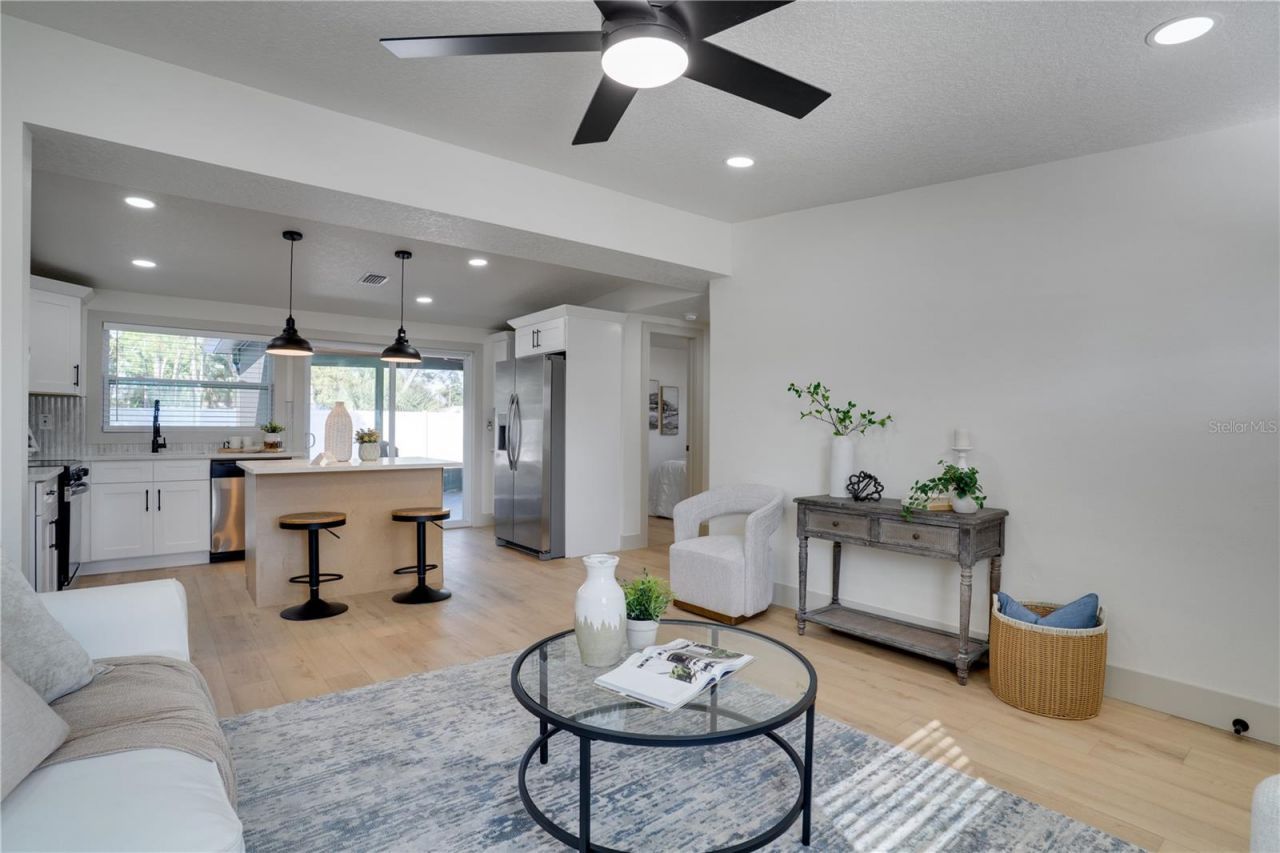 1411 Tyrone Boulevard N, Saint Petersburg, FL 33710 Photo