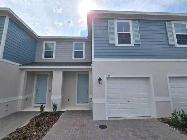 737 MAPLE OAK DRIVE , DELAND, FL 32720