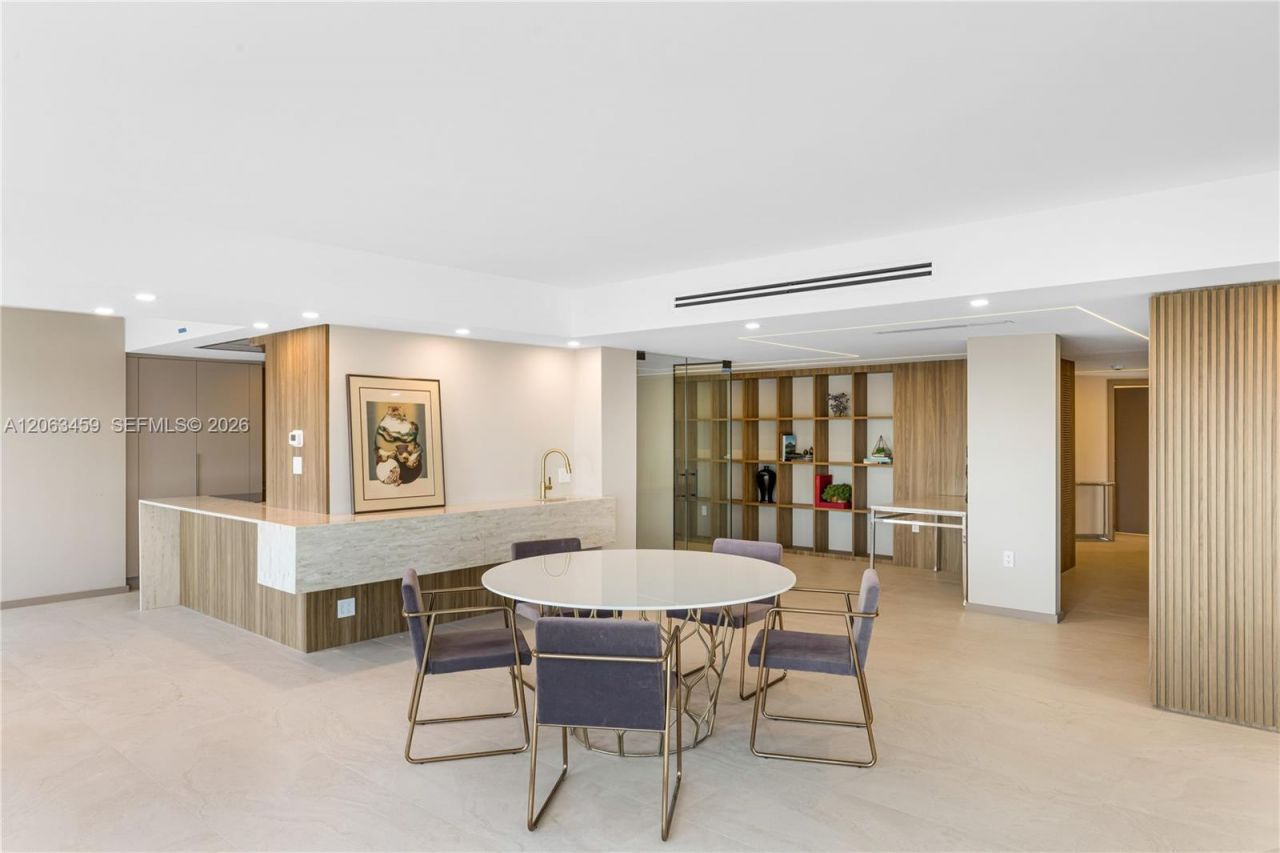 10155 Collins Ave, Unit 202, Bal Harbour, FL 33154 Photo