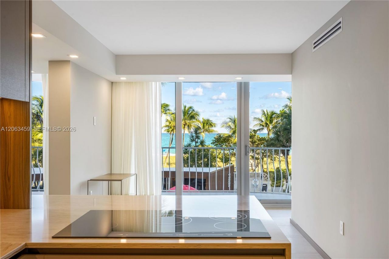 10155 Collins Ave, Unit 202, Bal Harbour, FL 33154 Photo