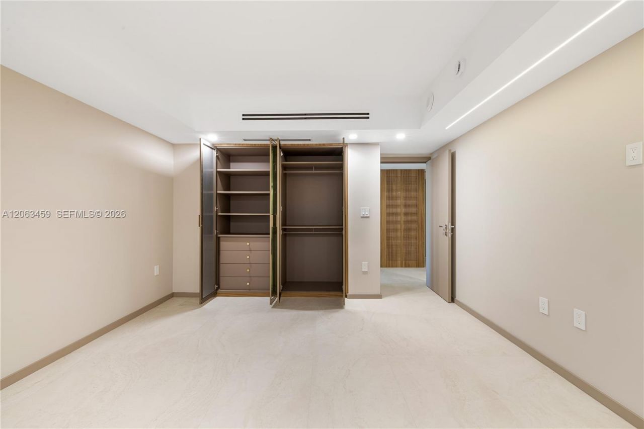 10155 Collins Ave, Unit 202, Bal Harbour, FL 33154 Photo
