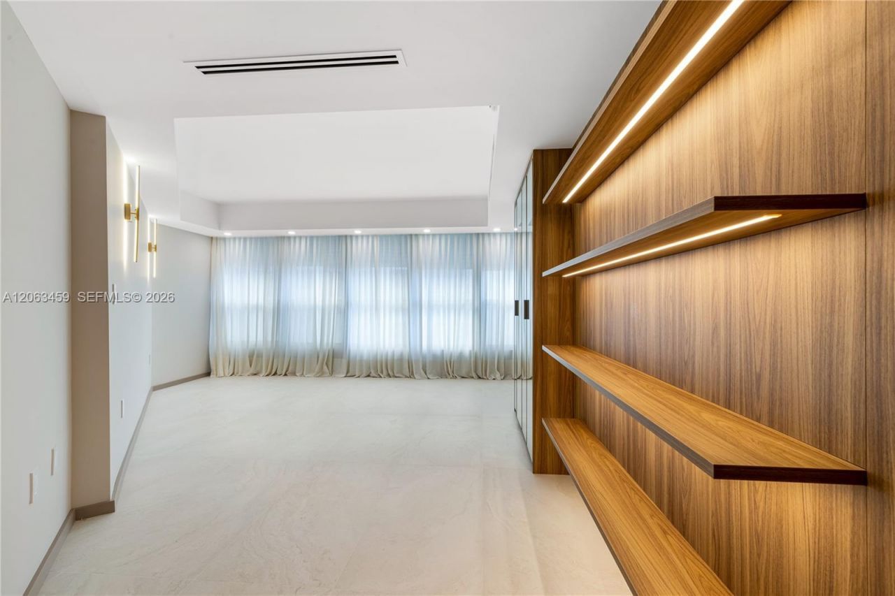 10155 Collins Ave, Unit 202, Bal Harbour, FL 33154 Photo
