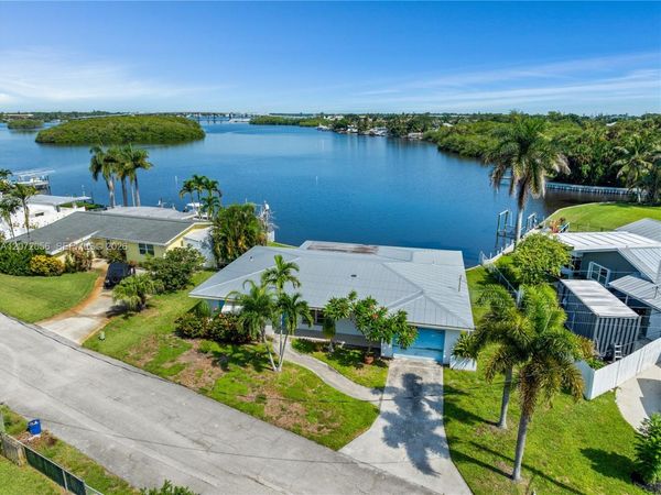 216 SW Cabana Point Cir , Stuart, FL 34994