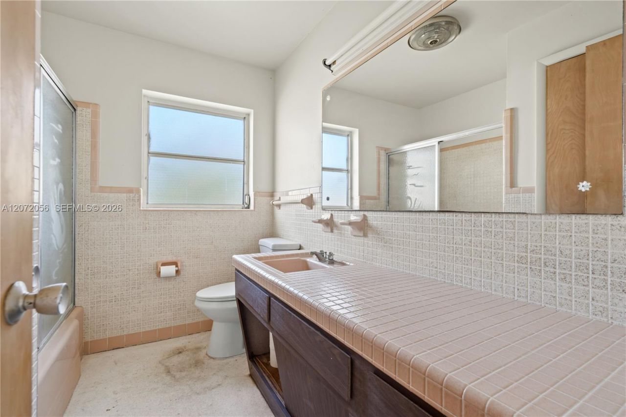 216 SW Cabana Point Cir , Stuart, FL 34994 Photo