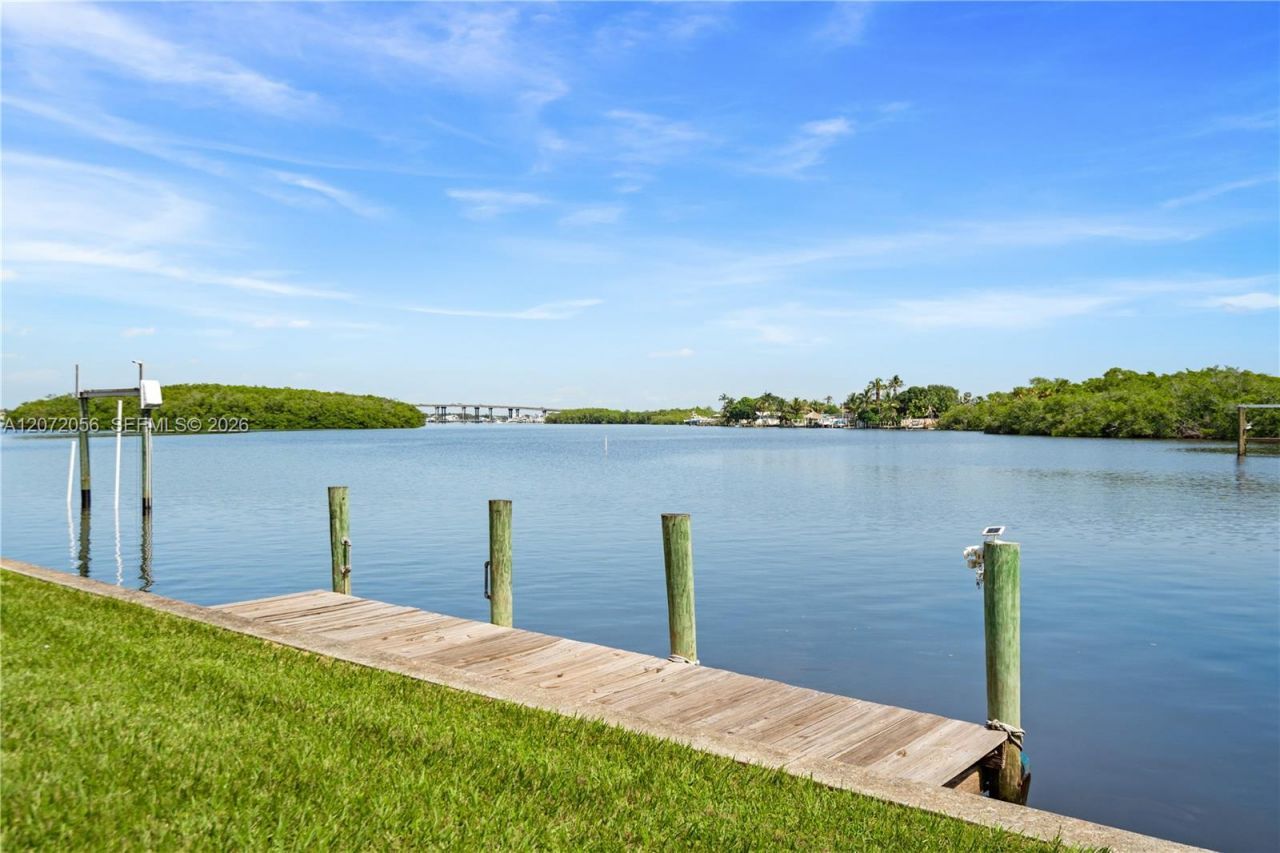 216 SW Cabana Point Cir , Stuart, FL 34994 Photo