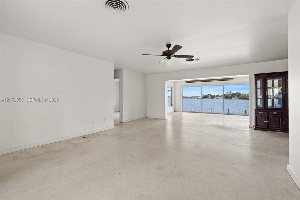 216 SW Cabana Point Cir , Stuart, FL 34994 Photo