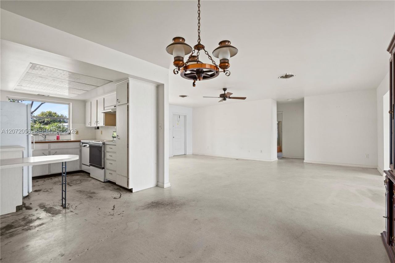 216 SW Cabana Point Cir , Stuart, FL 34994 Photo