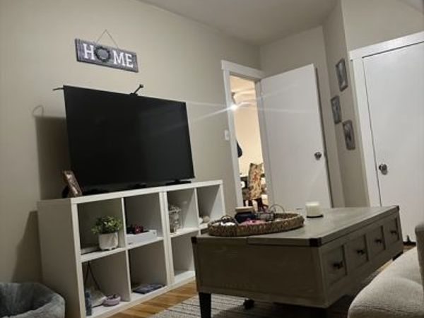 2 Hyacinth St, Unit 3, New Bedford, MA 02740