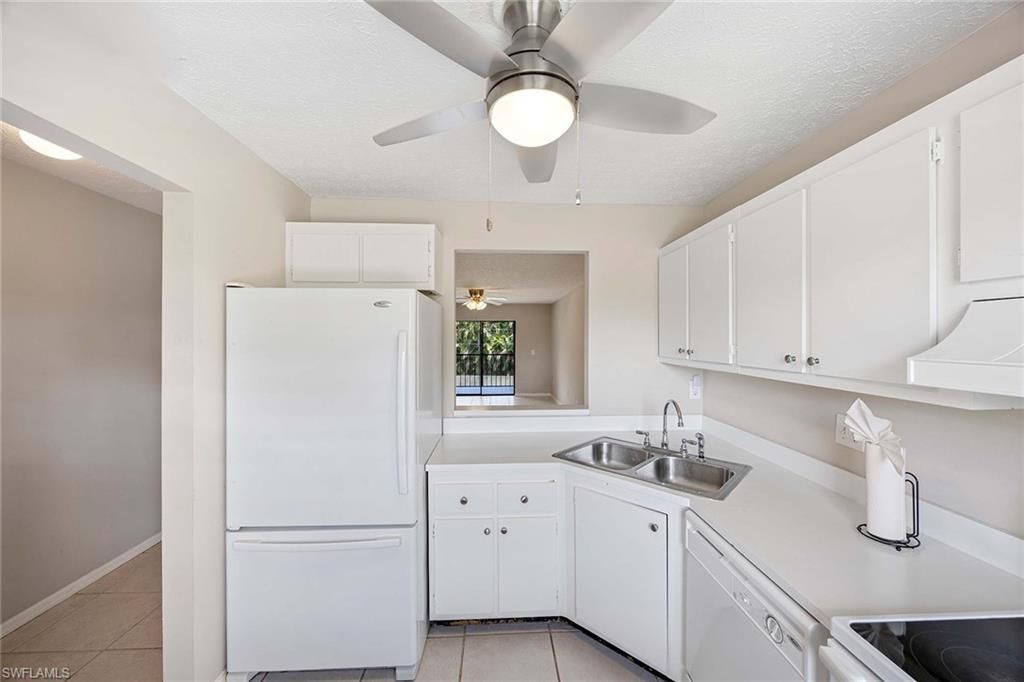 1101 Rosemary Ct , Unit A205, Naples, FL 34103 Photo