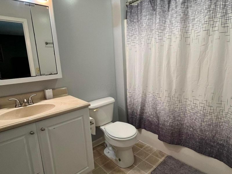 1 Hickory , Mount Vernon, OH 43050 Photo 26