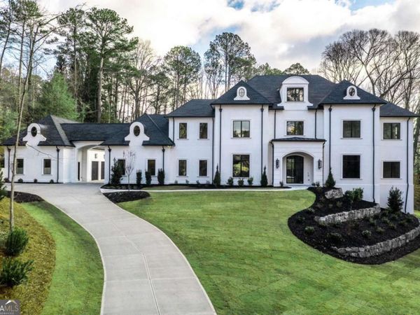 5211 Powers Ferry Road, Sandy Springs, GA 30327