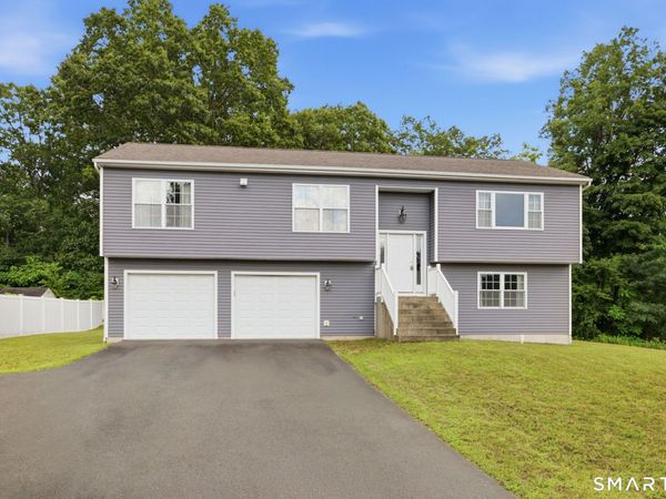 366 King, East Hartford, CT 06108