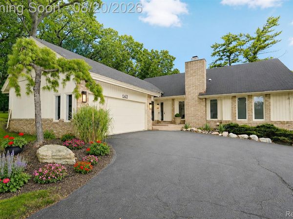 6401 Apple Grove Lane , Bloomfield Hills, Mi 48301