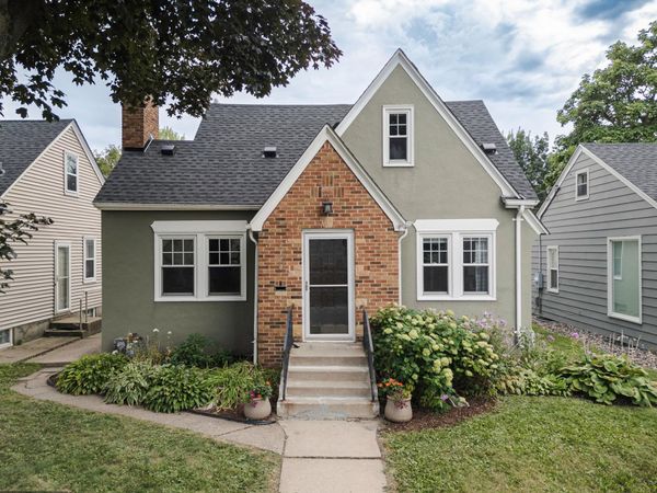 2724 Utica Avenue S, Saint Louis Park, MN 55416