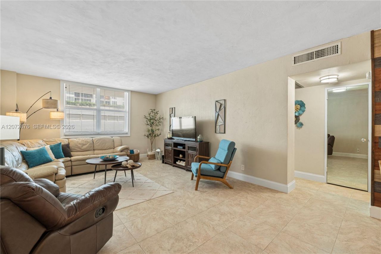 4250 Galt Ocean Dr , Unit 1L, Fort Lauderdale, FL 33308 Photo