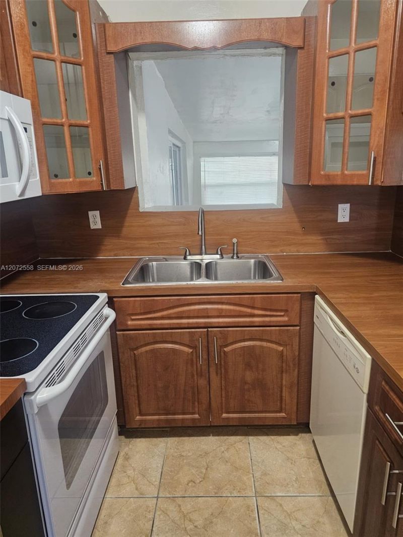 331 NW 195th Ter , Miami Gardens, FL 33169 Photo