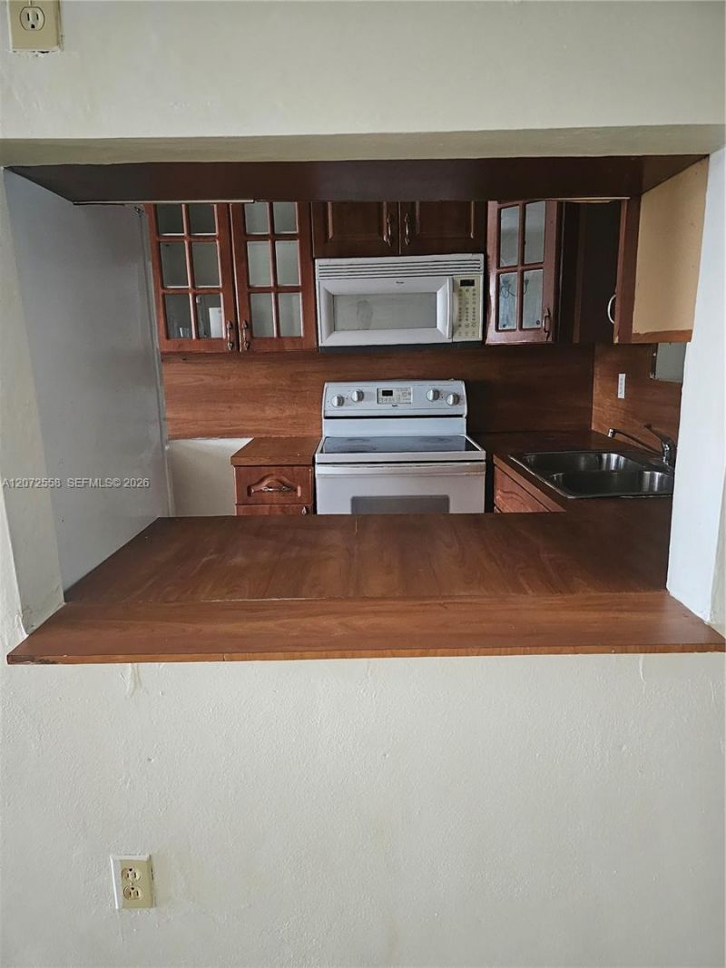 331 NW 195th Ter , Miami Gardens, FL 33169 Photo
