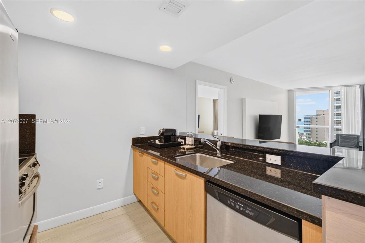 505 N Fort Lauderdale Bch Blvd , Unit 1213, Fort Lauderdale, FL 33304 Photo
