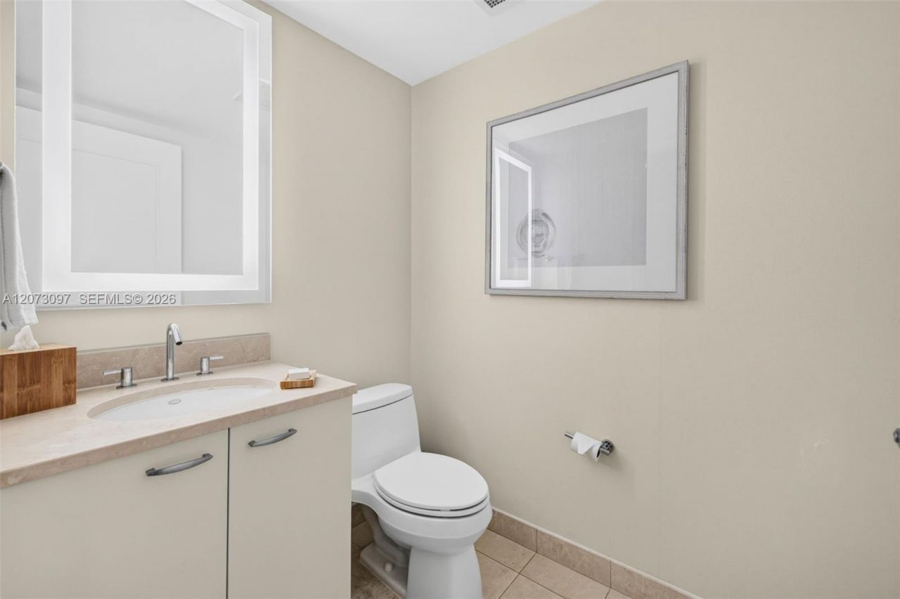 505 N Fort Lauderdale Bch Blvd , Unit 1213, Fort Lauderdale, FL 33304 Photo
