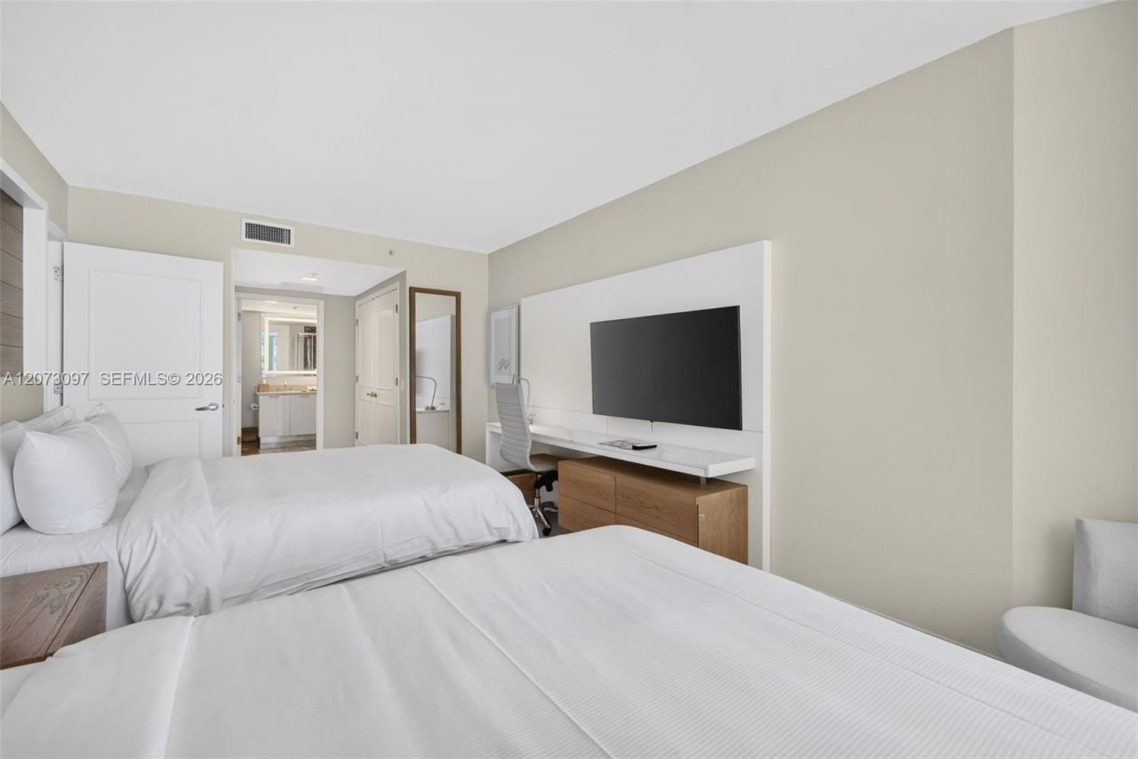 505 N Fort Lauderdale Bch Blvd , Unit 1213, Fort Lauderdale, FL 33304 Photo