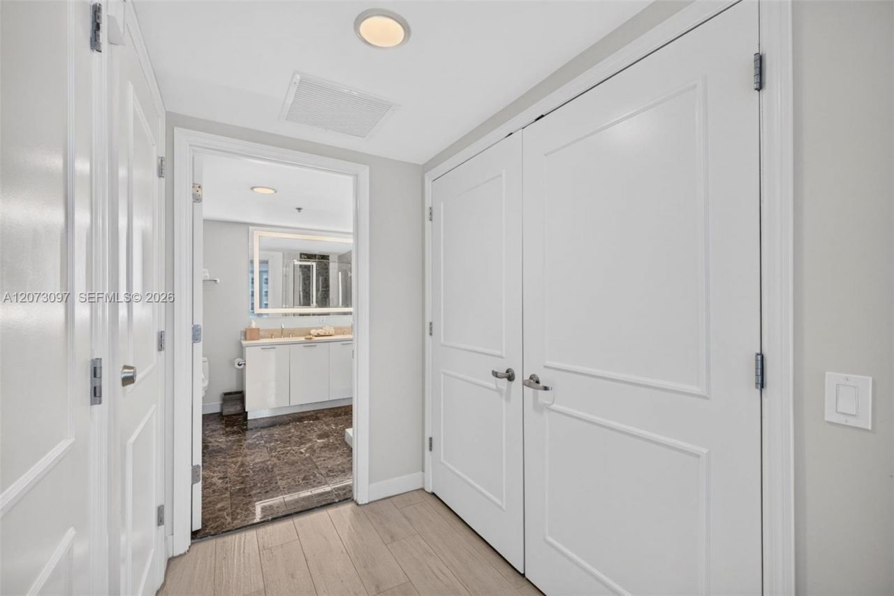 505 N Fort Lauderdale Bch Blvd , Unit 1213, Fort Lauderdale, FL 33304 Photo
