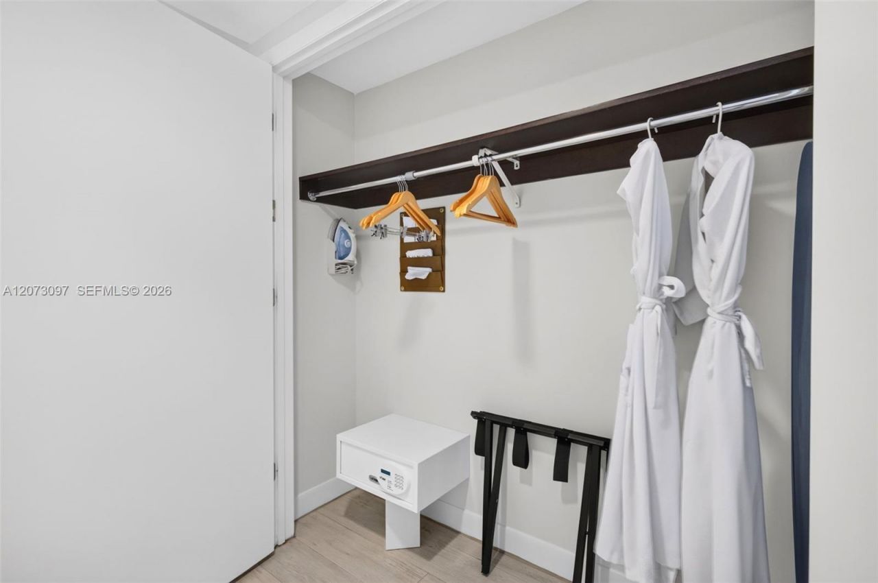 505 N Fort Lauderdale Bch Blvd , Unit 1213, Fort Lauderdale, FL 33304 Photo