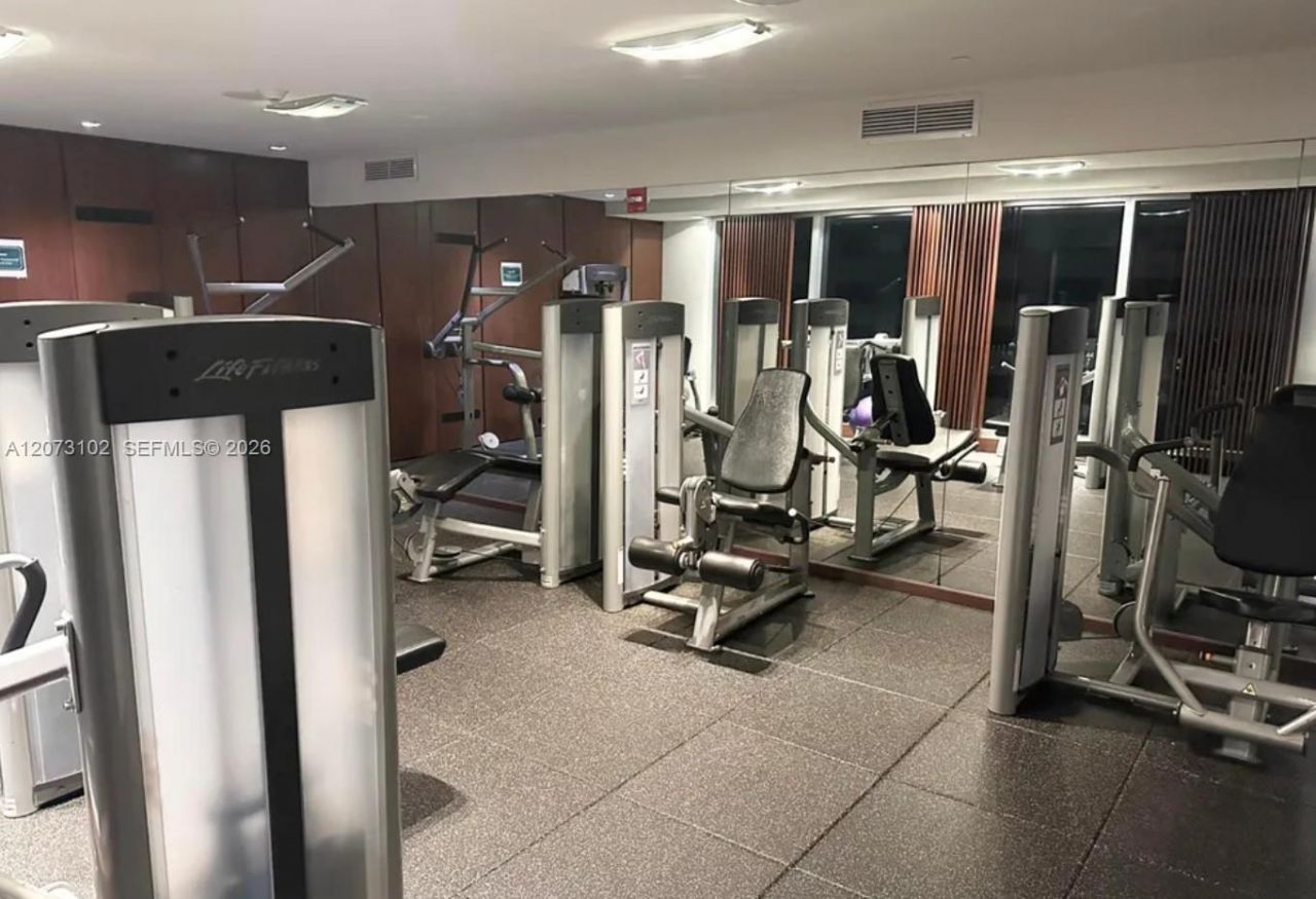 335 S Biscayne Blvd , Unit 3706, Miami, FL 33131 Photo