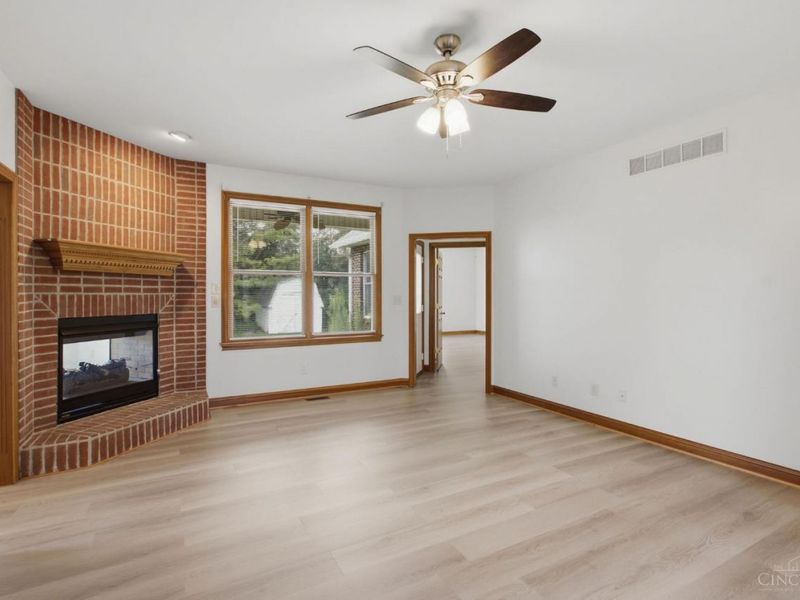 816 Winding Brook Drive, Oxford, OH 45056 Photo 13