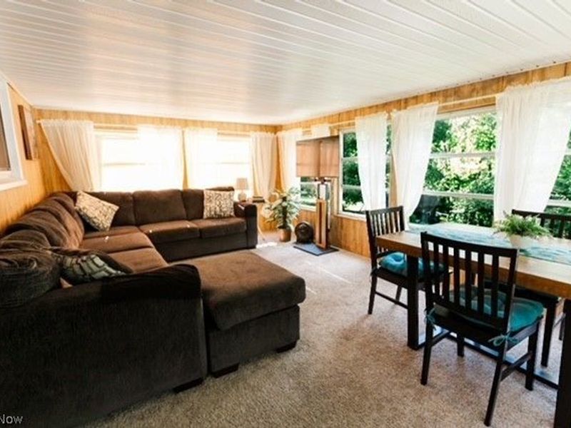 6596 Ivyhill Drive NW, Canal Fulton, OH 44614 Photo 8