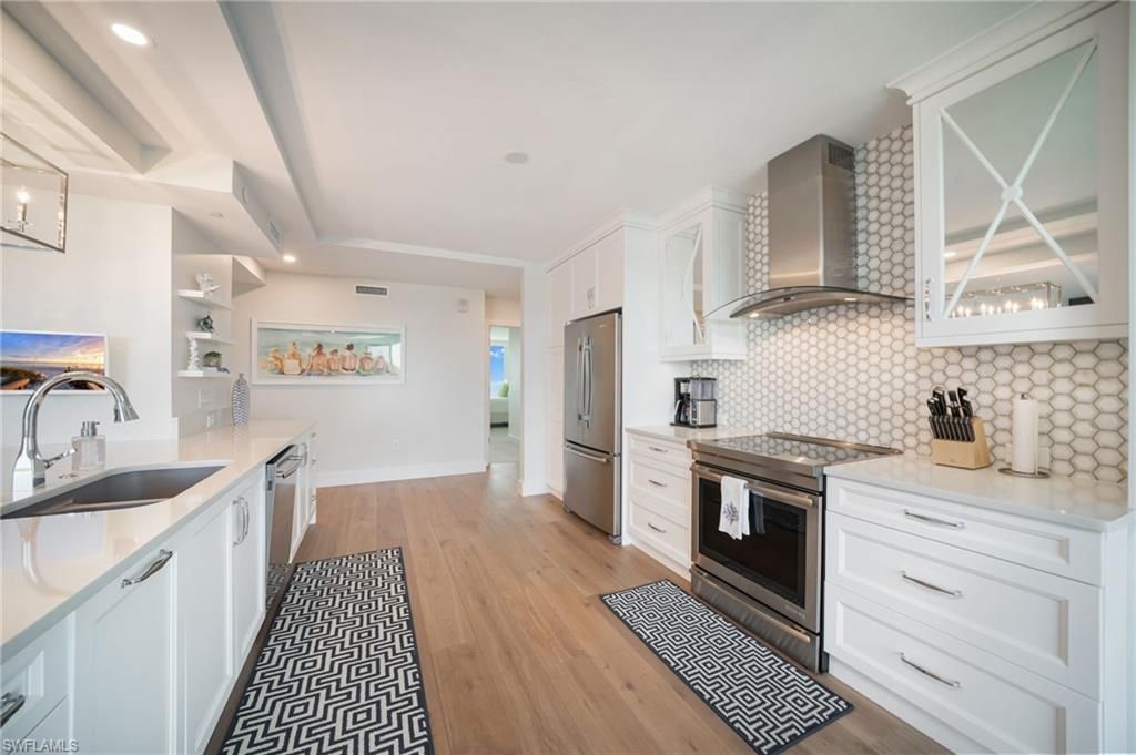 7515 Pelican Bay Blvd , Unit 6B, Naples, FL 34108 Photo