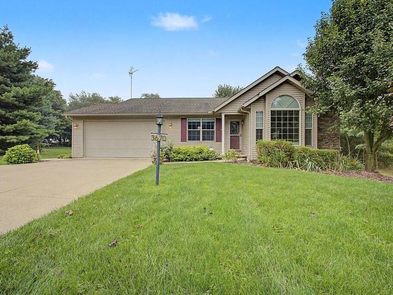 3670 Apple Valley Drive , Howard, OH 43028 Photo 2
