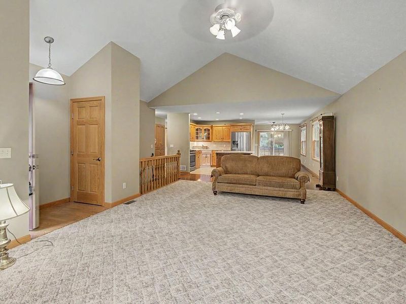 3670 Apple Valley Drive , Howard, OH 43028 Photo 8
